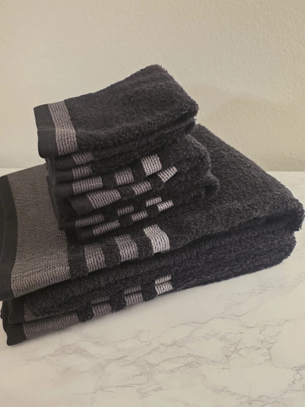 Expressions Black Bath Towel Set with Silver Stripe Accents